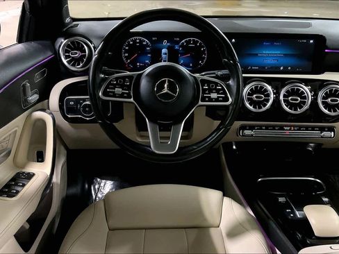 Used 2021 Mercedes-Benz A 220 A 220 image 6