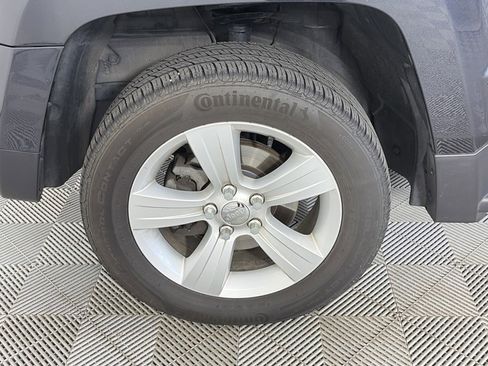 Used 2014 Jeep Patriot Sport w/ Power Value Group image 8