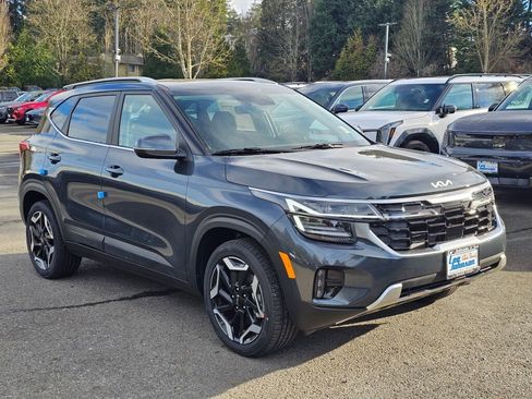 New 2026 Kia Seltos SX image 3