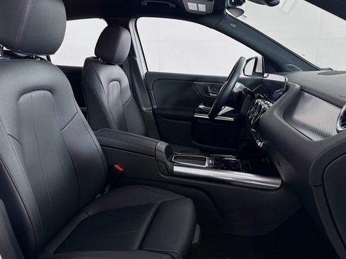 Certified 2026 Mercedes-Benz GLA 250 image 8