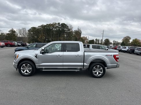 Used 2023 Ford F150 Lariat w/ Max Trailer Tow Package image 9