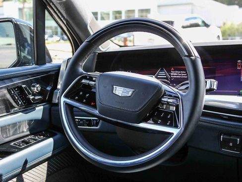 Used 2025 Cadillac Escalade IQ Sport 2 image 16