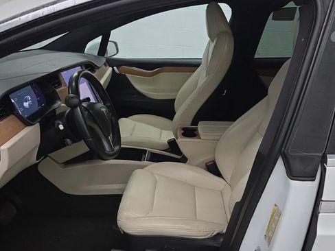 Used 2020 Tesla Model X Long Range image 7