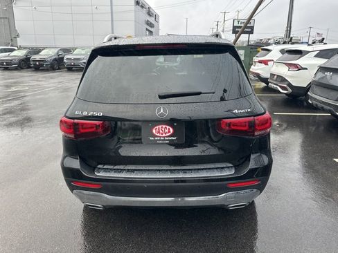 Used 2023 Mercedes-Benz GLB 250 4MATIC image 7