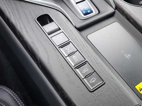 New 2026 Lexus LX 700h Luxury image 15