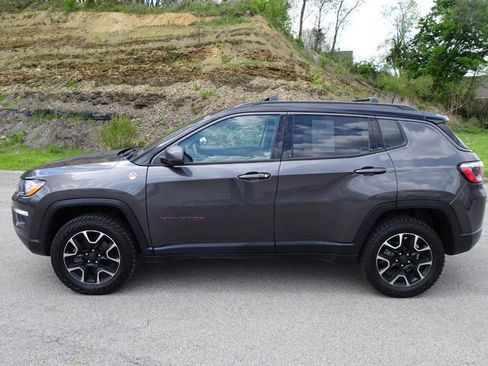 Used 2020 Jeep Compass Trailhawk AWD/4WD image 1