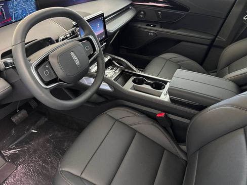 New 2026 Lincoln Nautilus Premier w/ Equipment Group 102A AWD/4WD image 7