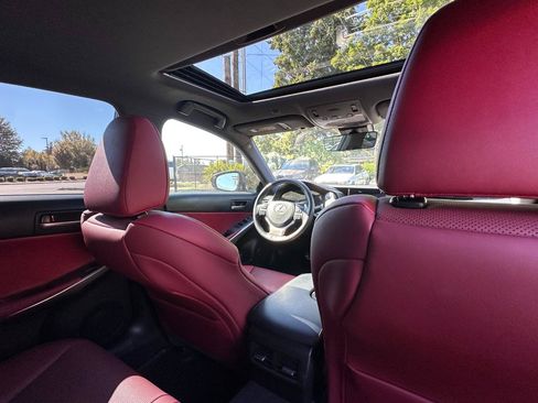 Used 2019 Lexus IS 300 F Sport w/ F Sport Package AWD/4WD image 14