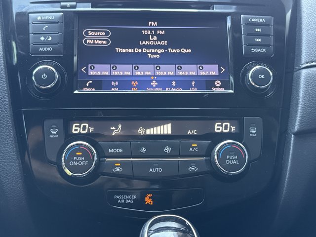 Used 2018 Nissan Rogue SV FWD image 17