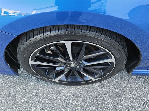 Used 2020 Toyota Camry XSE image 17