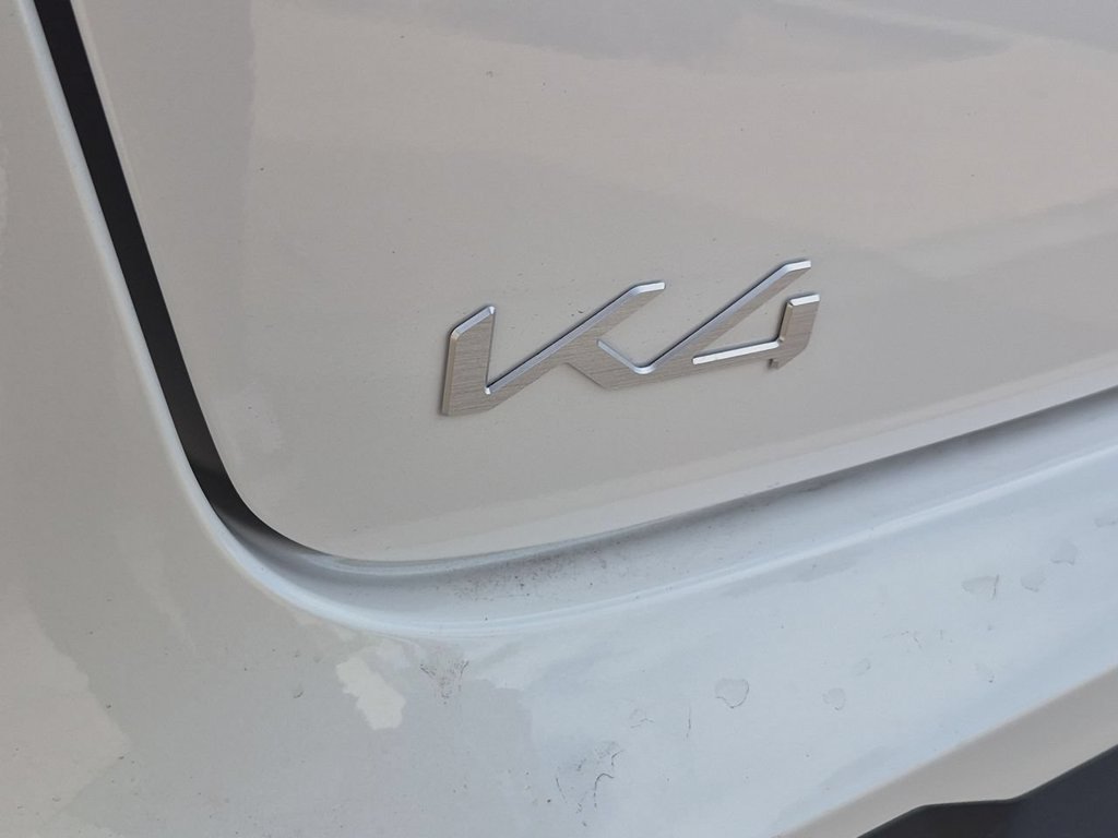 New 2026 Kia K4 EX FWD image 32