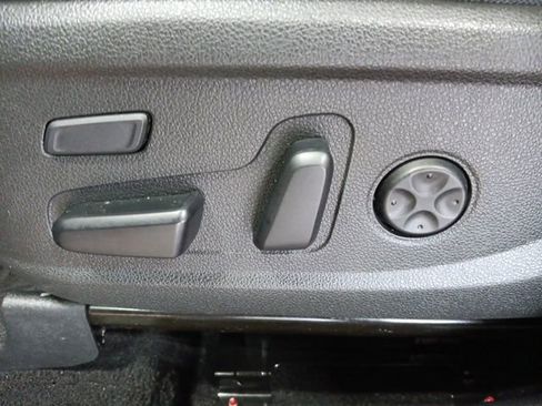 Used 2023 Hyundai Santa Fe Limited image 14