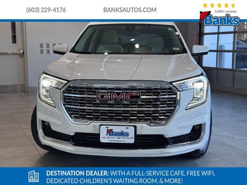 Certified 2022 GMC Terrain Denali image 3