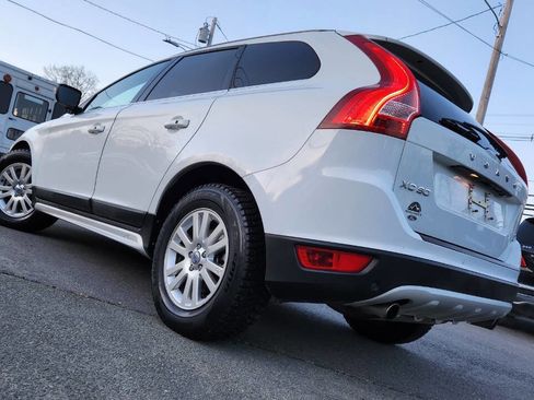 Used 2010 Volvo XC60 T6 image 3