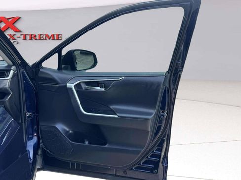 Used 2022 Toyota RAV4 Limited FWD image 55