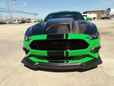 Used 2019 Ford Mustang GT Premium w/ GT Performance Package image 3