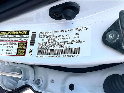 Certified 2020 Toyota Tacoma TRD Sport w/ TRD Premium Sport Package image 16