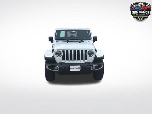 Used 2022 Jeep Wrangler Unlimited Sahara w/ LED Lighting Group AWD/4WD image 8