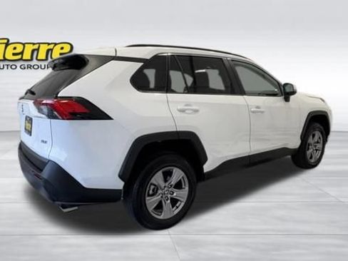 Used 2025 Toyota RAV4 XLE FWD image 6