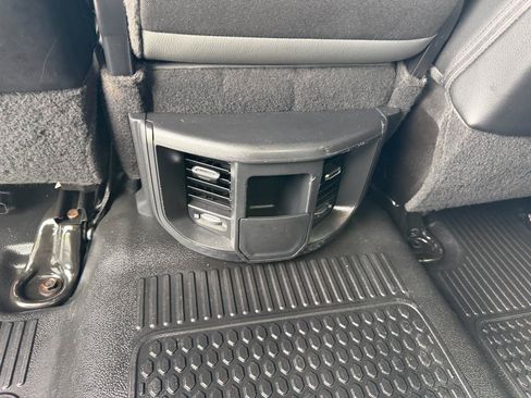 Used 2019 RAM 3500 Tradesman w/ Chrome Appearance Group AWD/4WD image 35