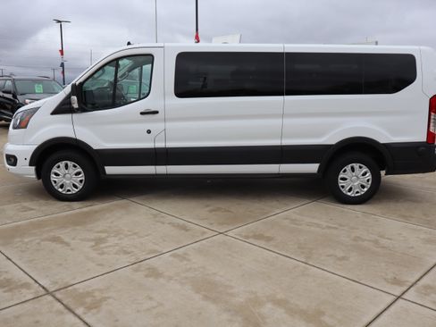 Used 2024 Ford Transit 350 XLT image 9