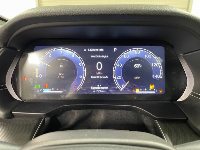 Used 2024 Jeep Grand Cherokee Altitude AWD/4WD image 15