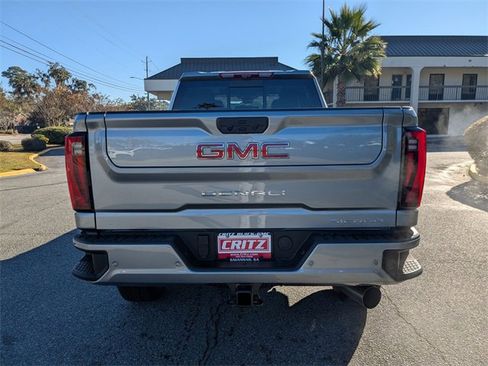 New 2026 GMC Sierra 2500 Denali w/ Denali Reserve Package image 5