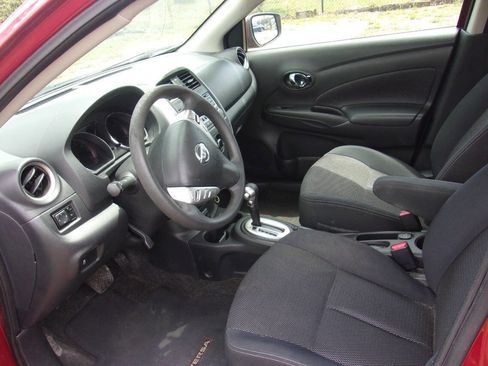 Used 2017 Nissan Versa SV FWD image 15