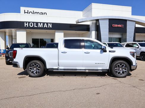 New 2026 GMC Sierra 1500 SLT w/ SLT Premium Plus Package AWD/4WD image 2