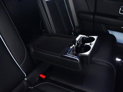 Used 2024 Rolls-Royce Cullinan Black Badge image 56