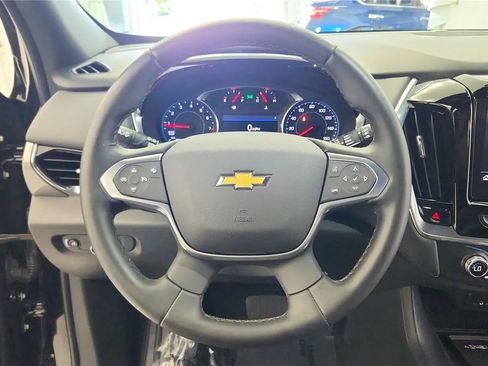 Used 2023 Chevrolet Traverse LT w/ Rear Camera Mirror Package AWD/4WD image 25