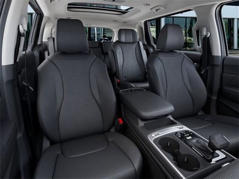 New 2026 Kia Carnival SX Prestige image 15