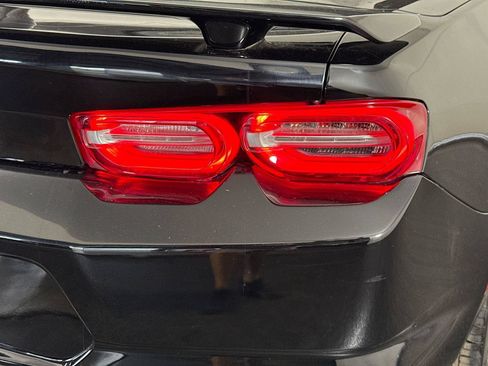 Used 2020 Chevrolet Camaro LT RWD image 28