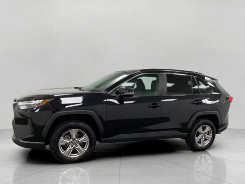 Used 2025 Toyota RAV4 XLE AWD/4WD image 8