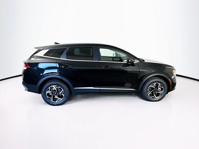 Used 2025 Kia Sportage LX AWD/4WD image 4