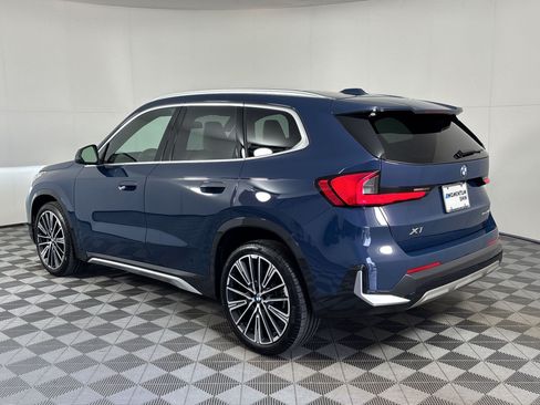 Used 2026 BMW X1 xDrive28i w/ Technology Package AWD/4WD image 3