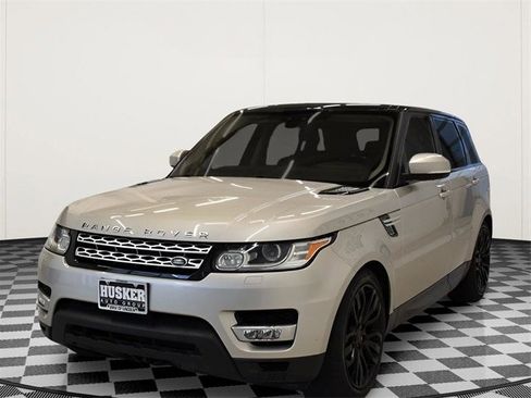 Used 2017 Land Rover Range Rover Sport HSE image 5