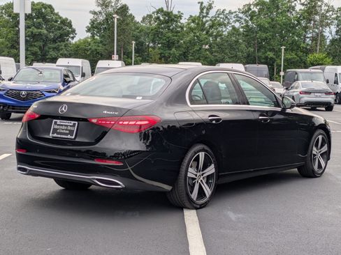 Used 2025 Mercedes-Benz C 300 4MATIC Sedan image 10