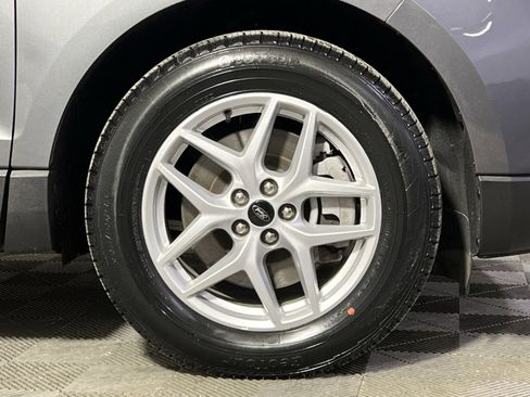 Used 2024 Ford Edge SEL image 10