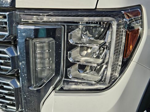 Used 2020 GMC Sierra 2500 Denali image 12