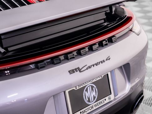 Certified 2022 Porsche 911 Carrera 4 AWD/4WD image 36