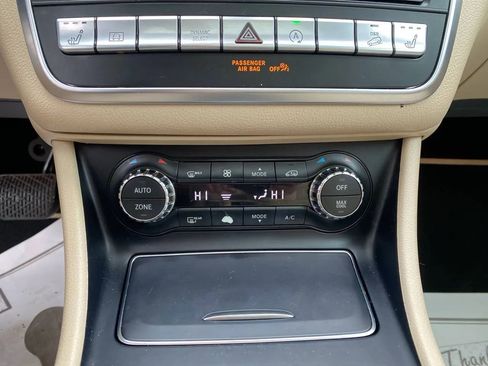 Used 2018 Mercedes-Benz GLA 250 GLA 250 4MATIC Sport Utility 4 image 19