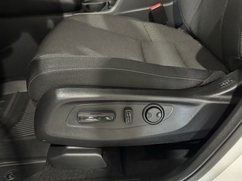 Used 2025 Honda CR-V EX image 27