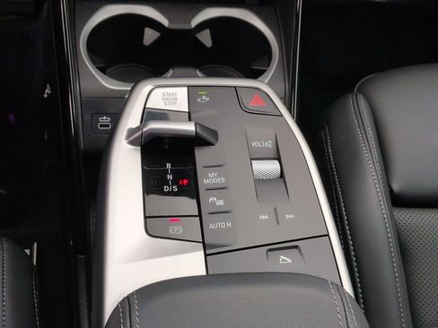 Used 2025 BMW X1 xDrive28i w/ Technology Package image 25