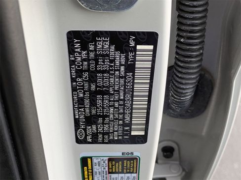 Used 2024 Hyundai Kona SEL image 37