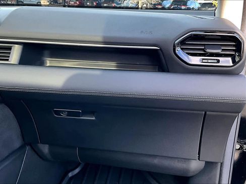 Used 2025 Honda Pilot Elite image 19