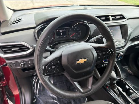 Certified 2023 Chevrolet TrailBlazer LT FWD image 13