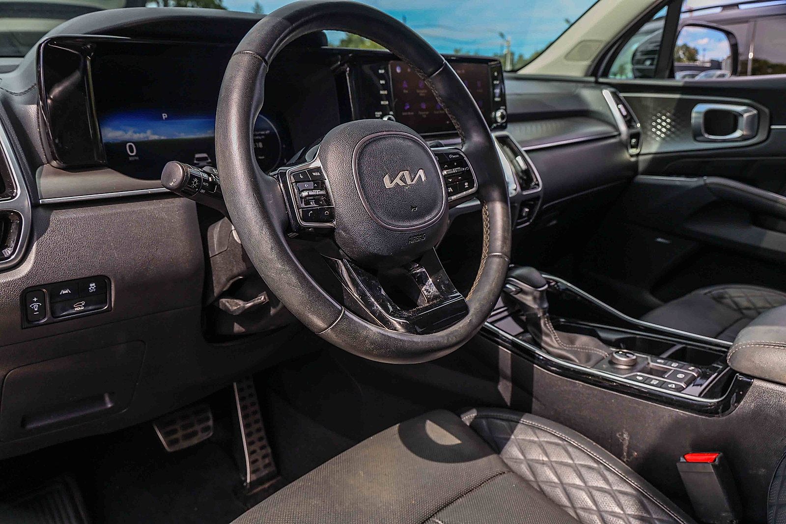 Certified 2023 Kia Sorento SX AWD/4WD image 7