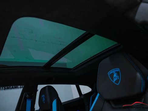 Used 2025 Lamborghini Urus SE image 92