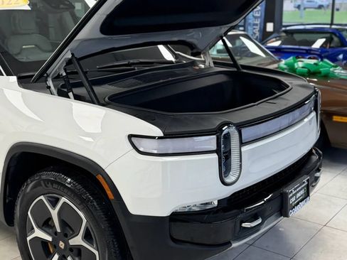 Used 2022 Rivian R1T Adventure AWD/4WD image 8